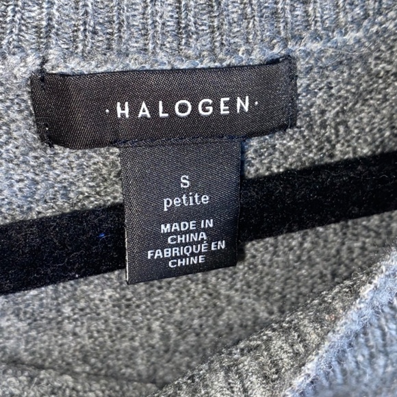 Halogen size small petite gray sweater so soft! - Picture 5 of 8
